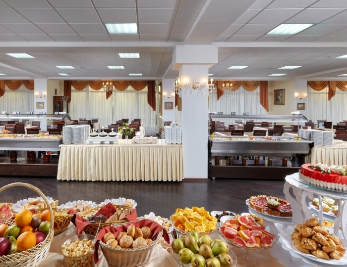 Зал ресторана «Вдохновение» - Парк-отель ZVENIGOROD / Звенигород